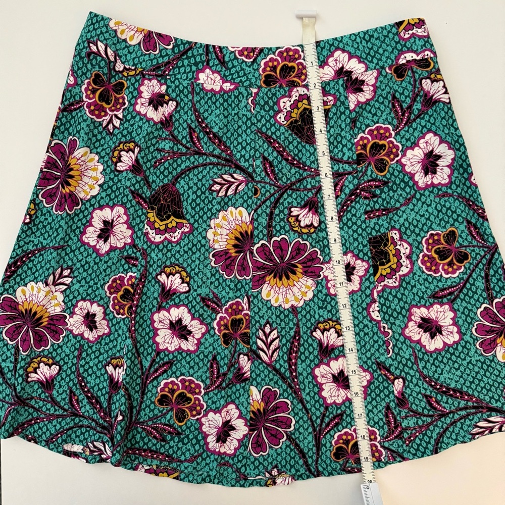 LOFT Floral Patterned Seamed Skirt - Teal and Purple - Size 6- 🔥NWT - Picture 5 of 5